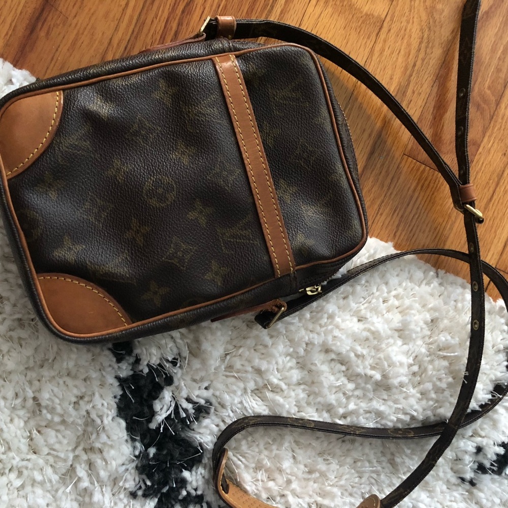 LOUIS VUITTON DANUBE